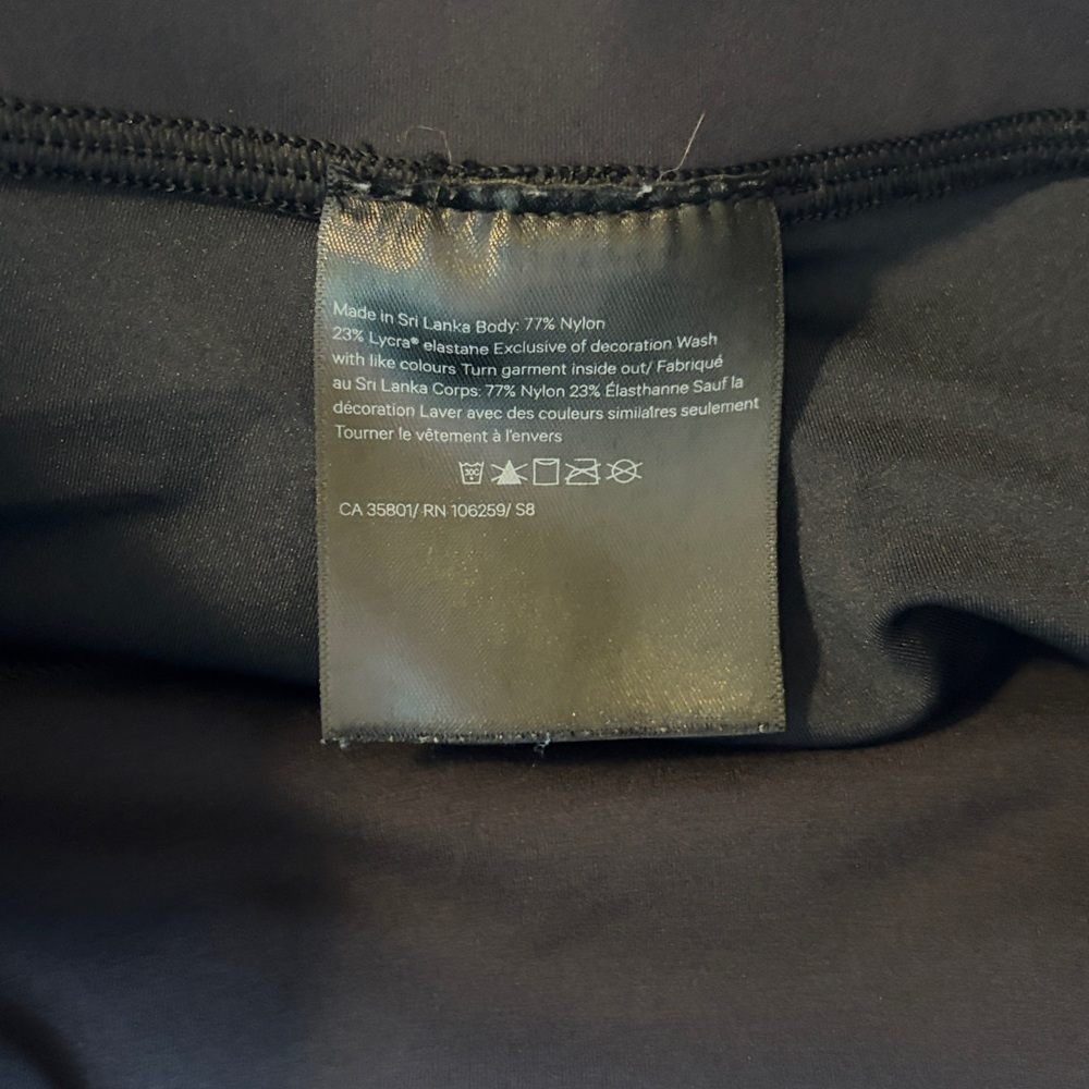 Lululemon Get in Line Super High Rise Tight 28 inch Black Legging Sz 8 - Picture 12 of 15